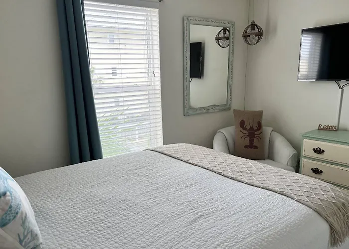 Gulf Island Condos Unit 321